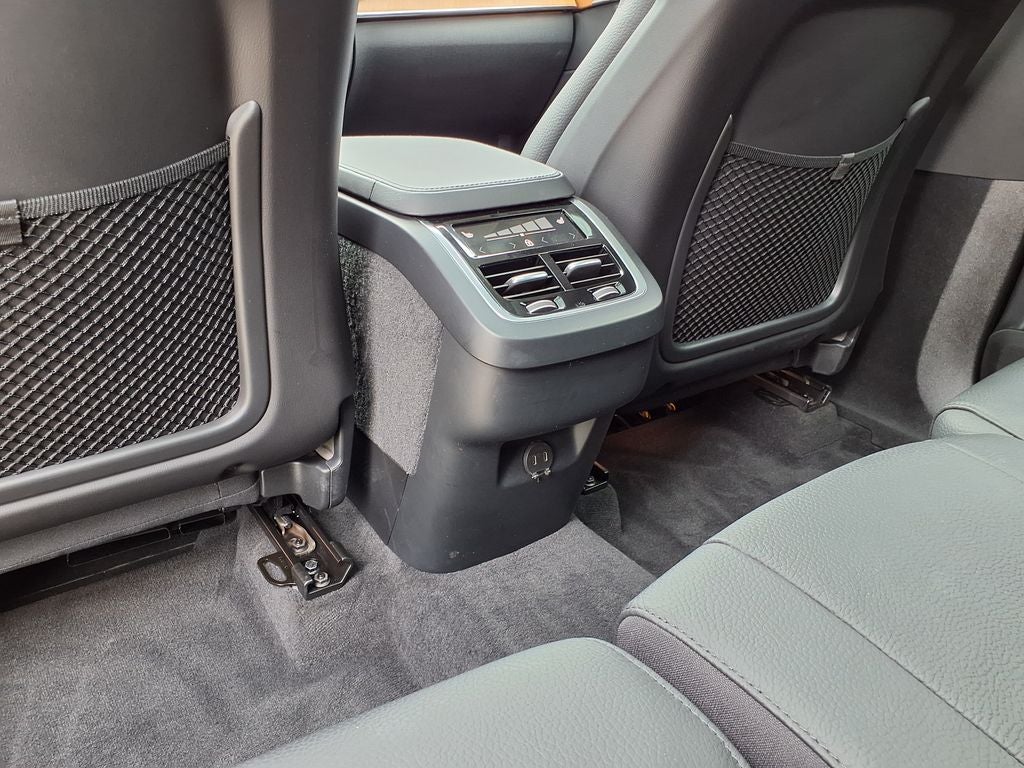 2023 Volvo XC90 B6 Plus 7-Seater