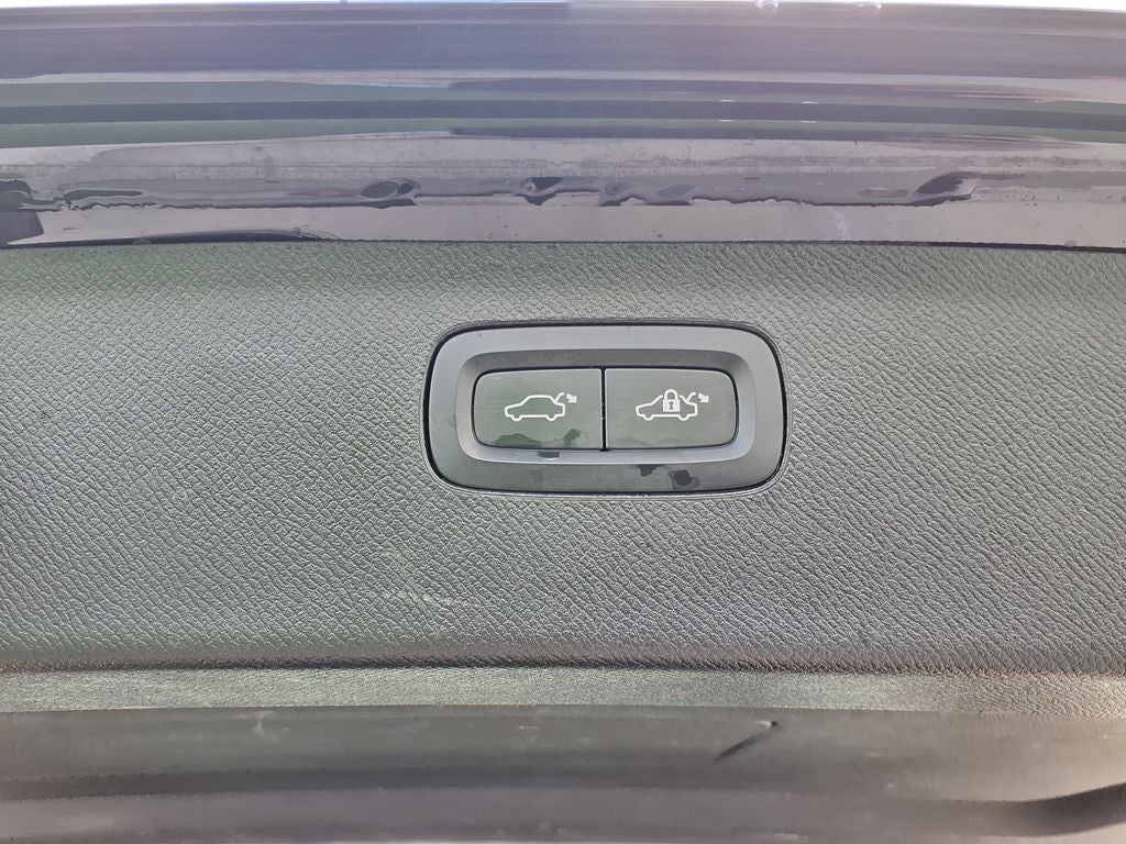2023 Volvo XC90 B6 Plus 7-Seater
