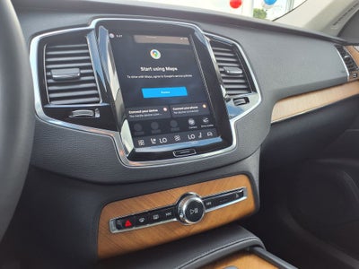 2023 Volvo XC90 B6 Plus 7-Seater