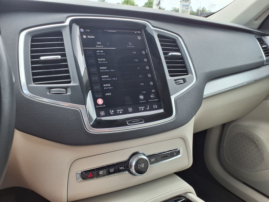 2024 Volvo XC90 B5 Core