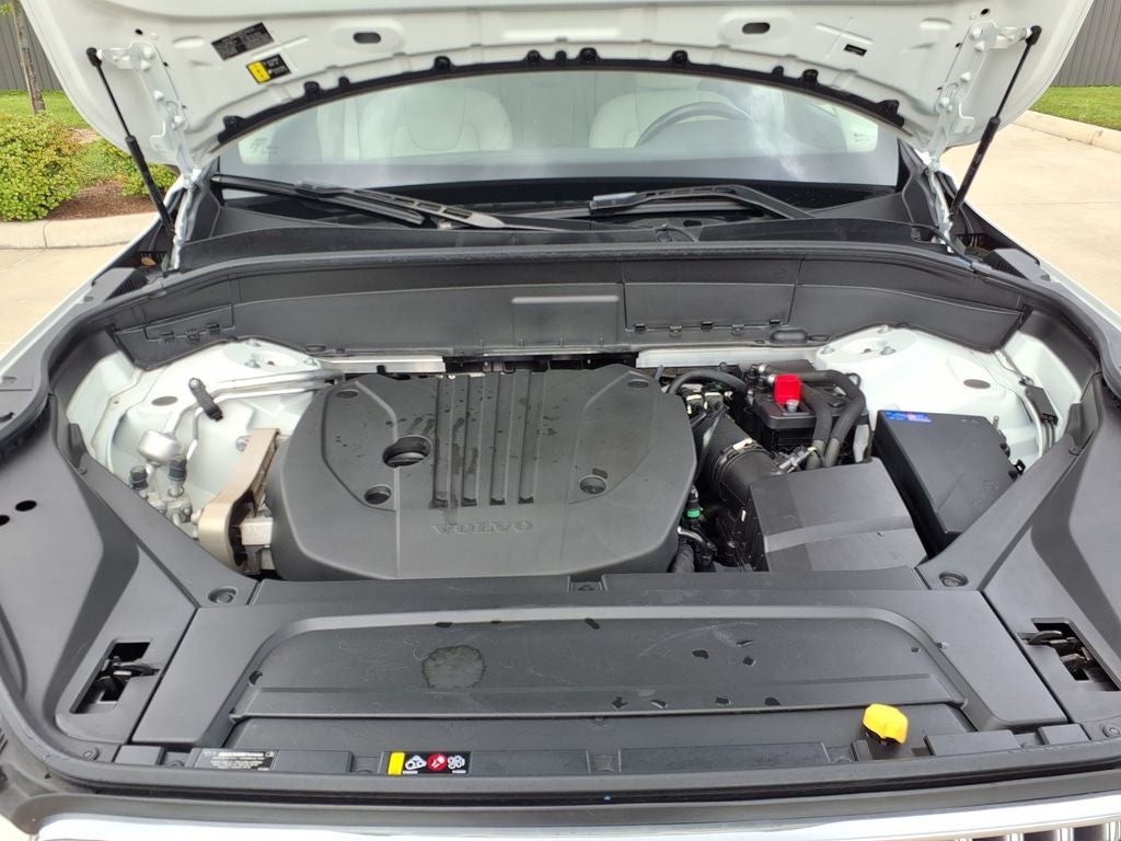 2024 Volvo XC90 B5 Core