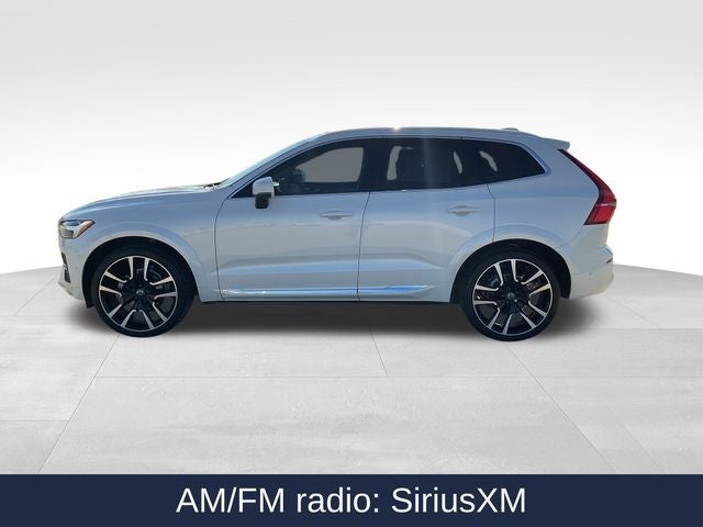2023 Volvo XC60 B5 Ultimate Bright Theme