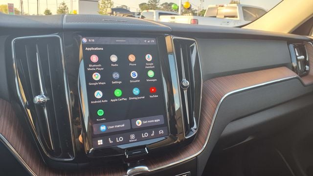 2024 Volvo XC60 B5 Plus Dark Theme