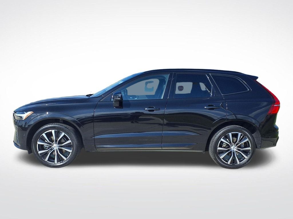 2024 Volvo XC60 B5 Plus Dark Theme
