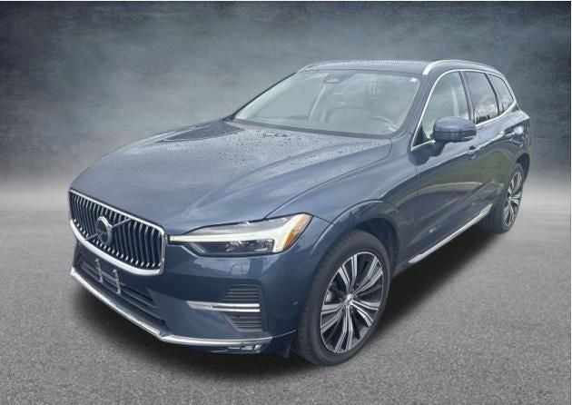 2023 Volvo XC60 B5 Plus Bright Theme