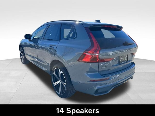 2023 Volvo XC60 B5 Ultimate Dark Theme