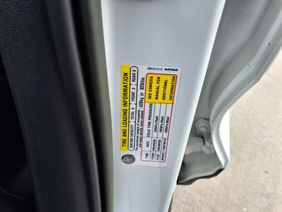 2023 Volvo XC40 B5 Plus Bright Theme