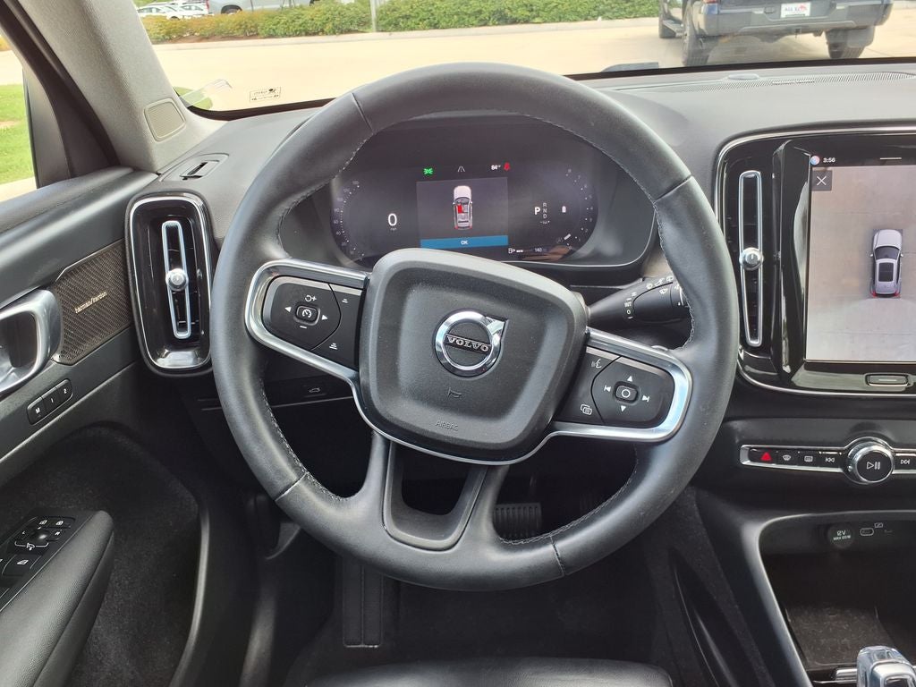 2023 Volvo XC40 Ultimate