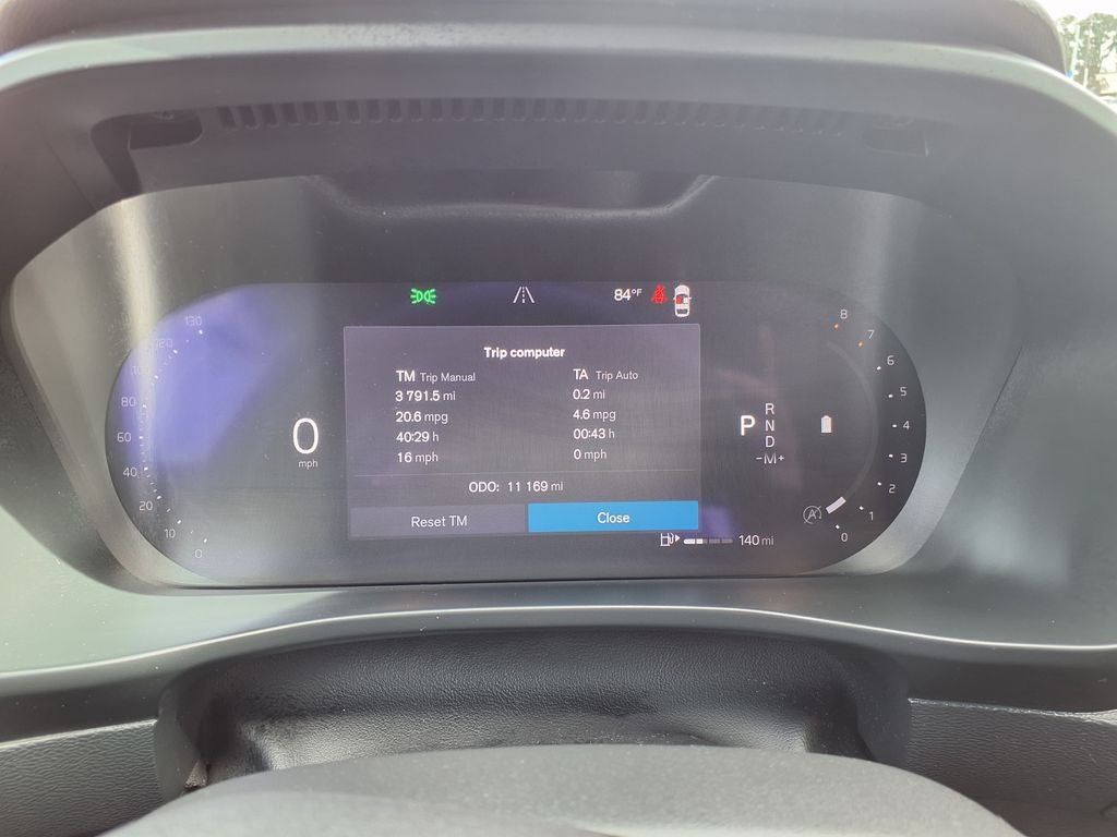 2023 Volvo XC40 Ultimate