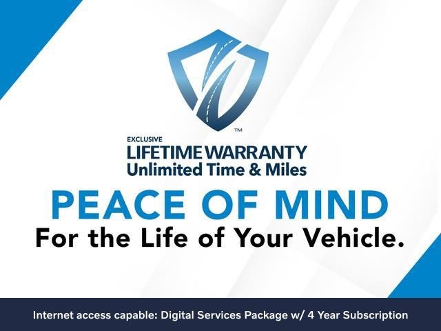 2023 Volvo XC40 B5 Plus Dark Theme