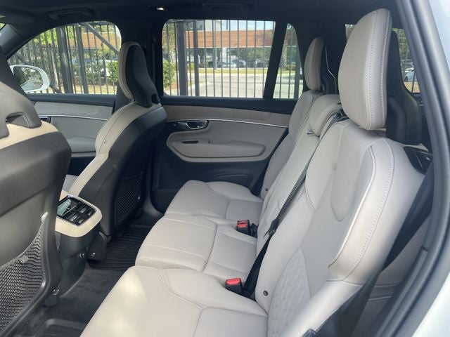 2026 Volvo XC90 B5 Plus