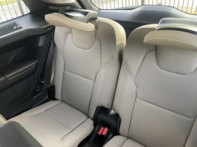 2026 Volvo XC90 B5 Plus