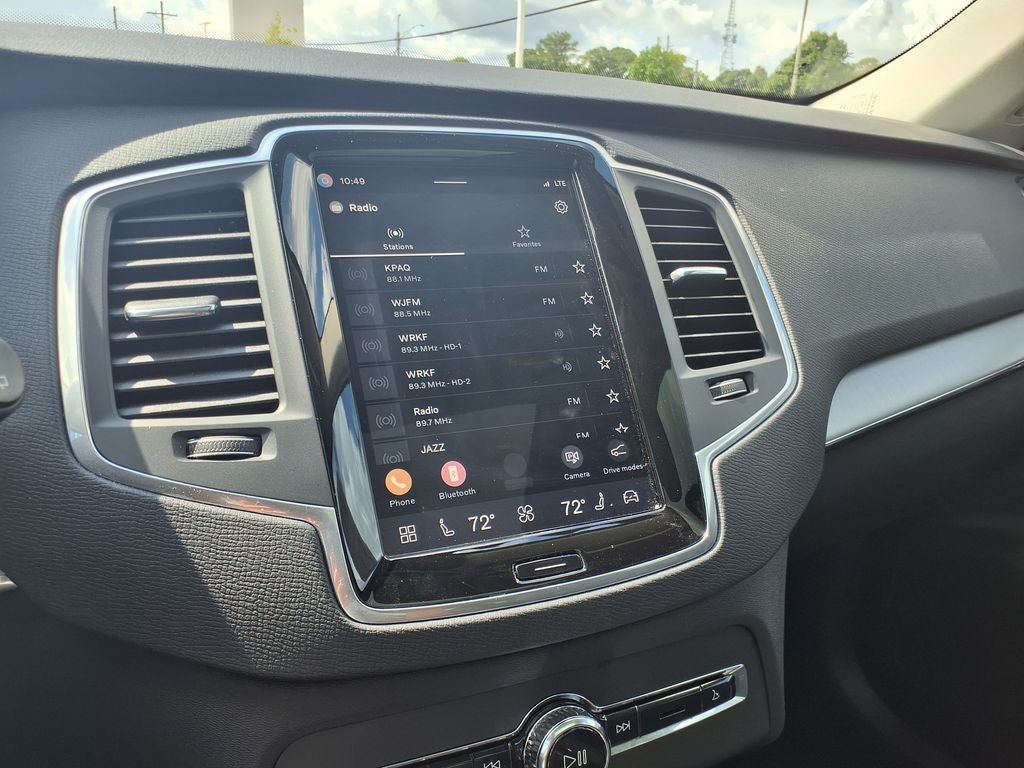 2025 Volvo XC90 B5 Core