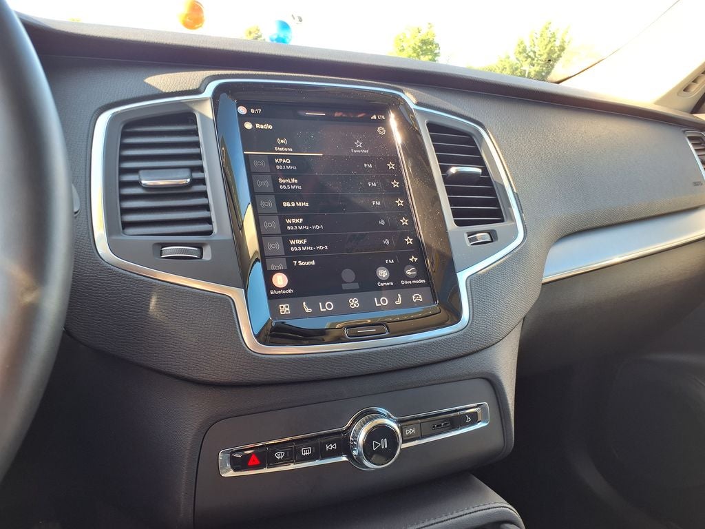 2025 Volvo XC90 B5 Core