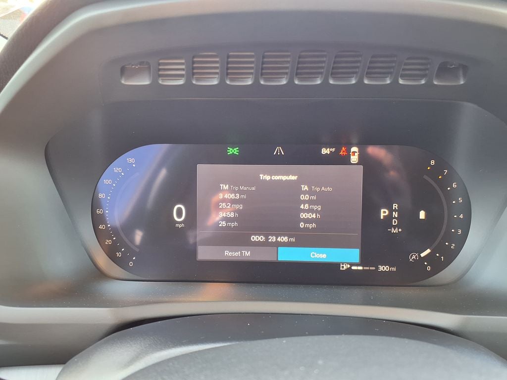 2025 Volvo XC90 B5 Core