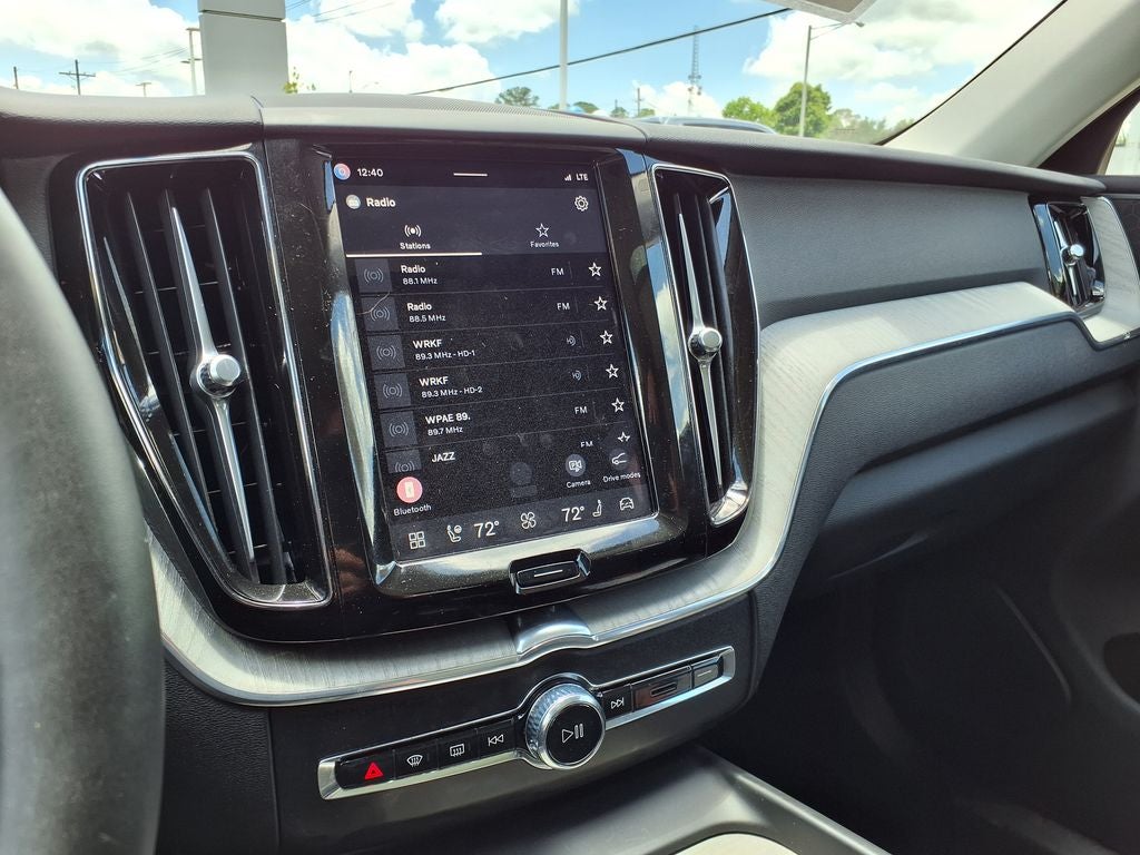 2025 Volvo XC60 B5 Plus