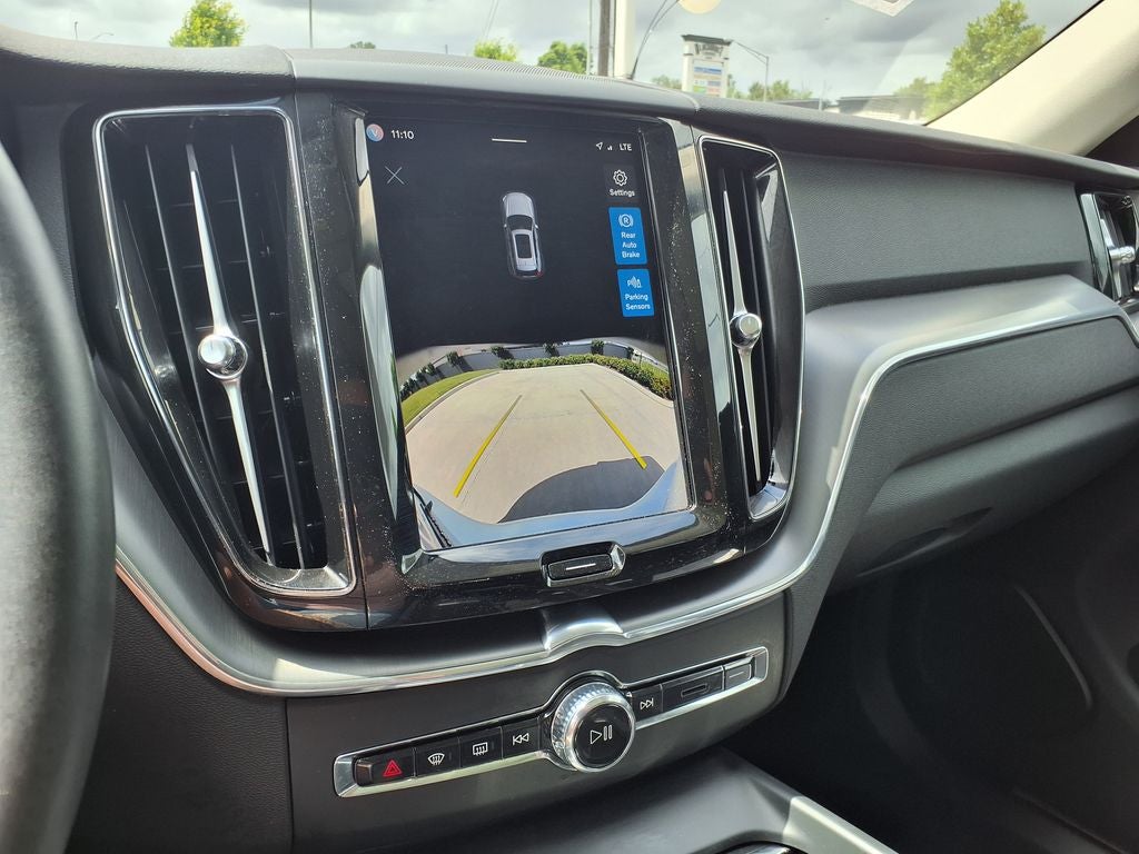 2025 Volvo XC60 B5 Core