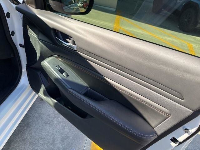 2022 Nissan Altima 2.5 SR