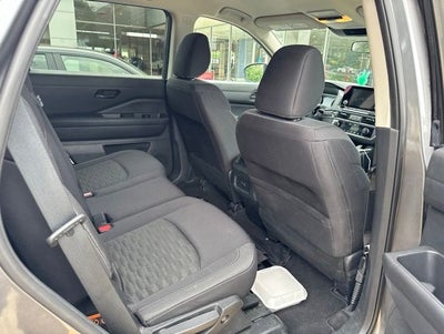 2023 Nissan Pathfinder S