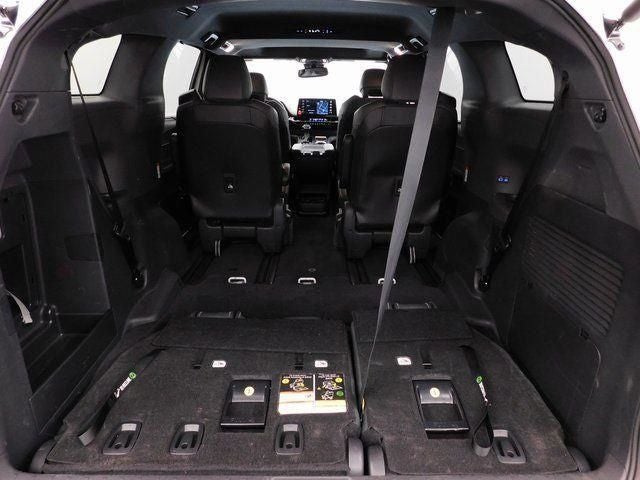 2023 Toyota Sienna XSE 7 Passenger