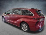 2026 Toyota Sienna XLE 8 Passenger