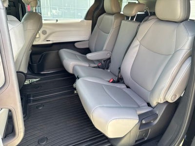2026 Toyota Sienna XLE 8 Passenger