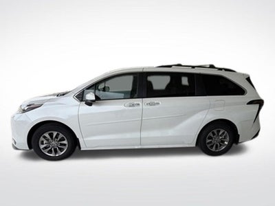 2026 Toyota Sienna XLE 7 Passenger