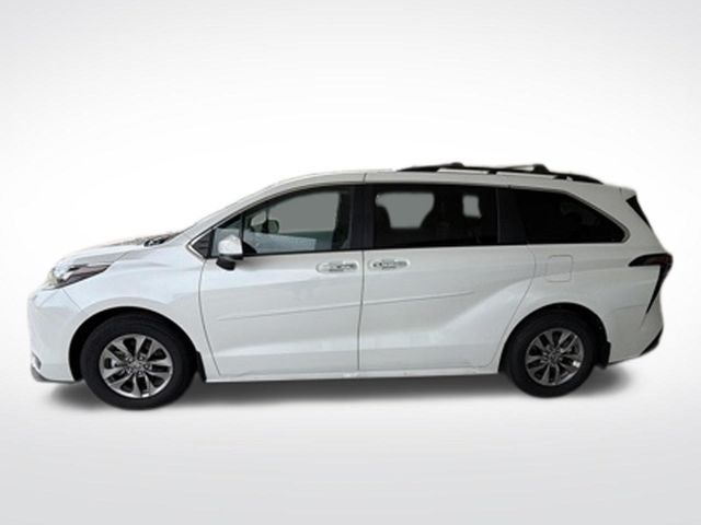 2026 Toyota Sienna XLE 7 Passenger