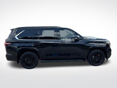 2024 Toyota Sequoia SR5