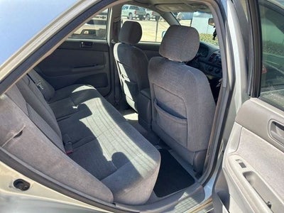 2004 Toyota Camry LE