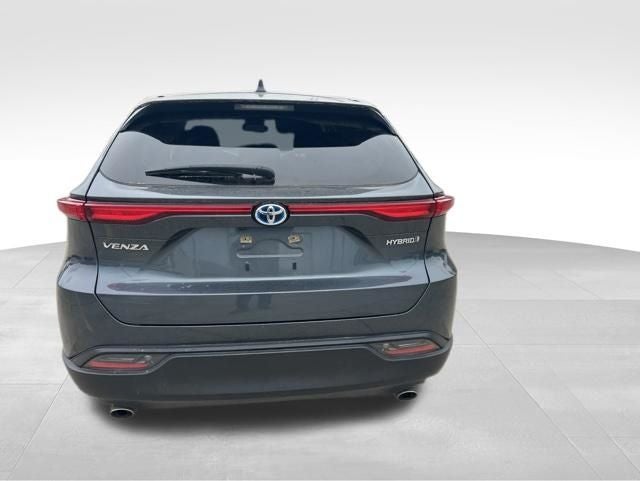 2022 Toyota Venza LE