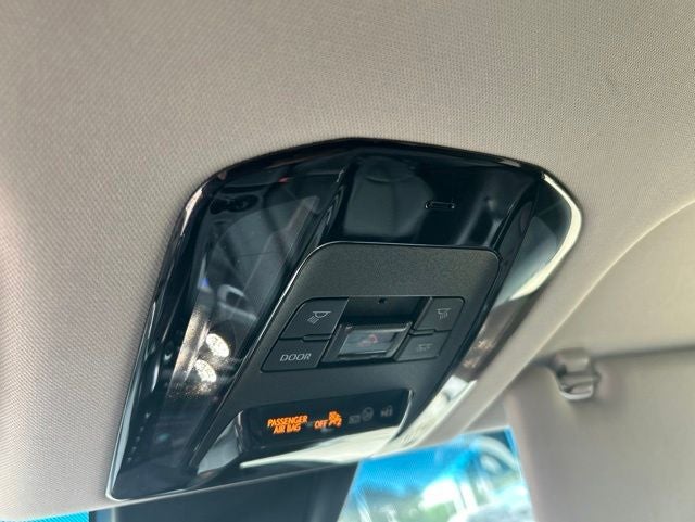 2022 Toyota Venza LE