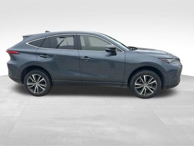 2022 Toyota Venza LE
