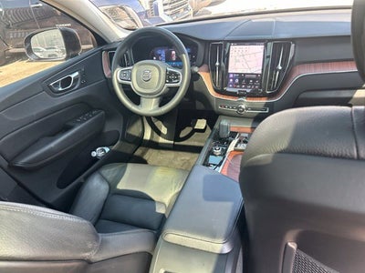 2023 Volvo XC60 B5 Plus Bright Theme