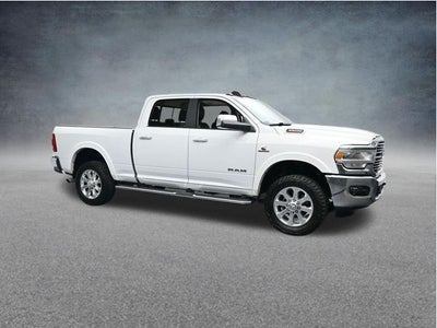 2022 RAM 3500 Laramie 20" Wheels Leather-Trimmed Seats