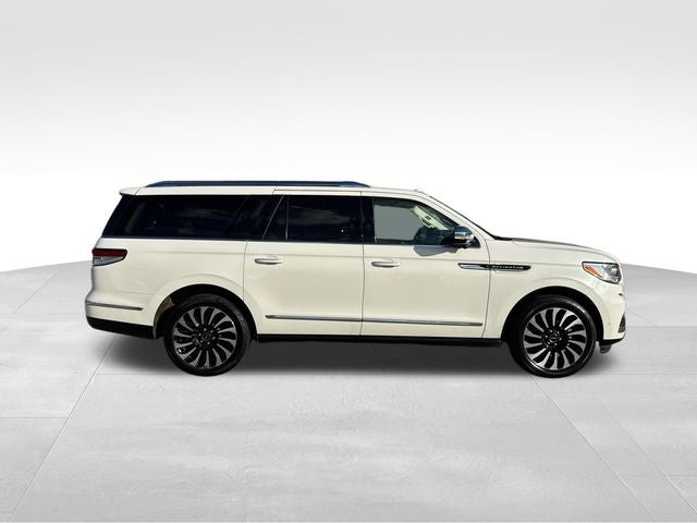 2022 Lincoln Navigator L L Black Label